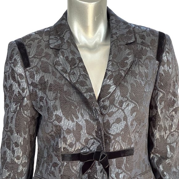Anne Klein Black Brocade Jacquard Skirt Suit with Velvet Bow Details 8 - Picture 13 of 13